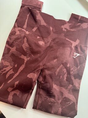 Gymshark Seamless Legging with Maroon Camo Pattern